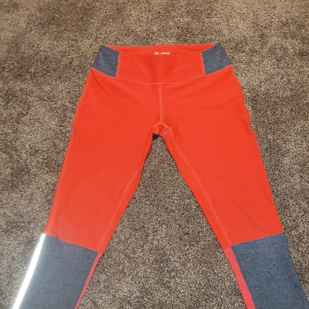 - MPG leggings